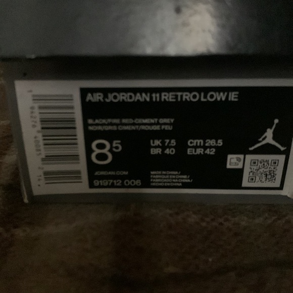 Air Jordan retro 11 Low IE - Picture 3 of 4